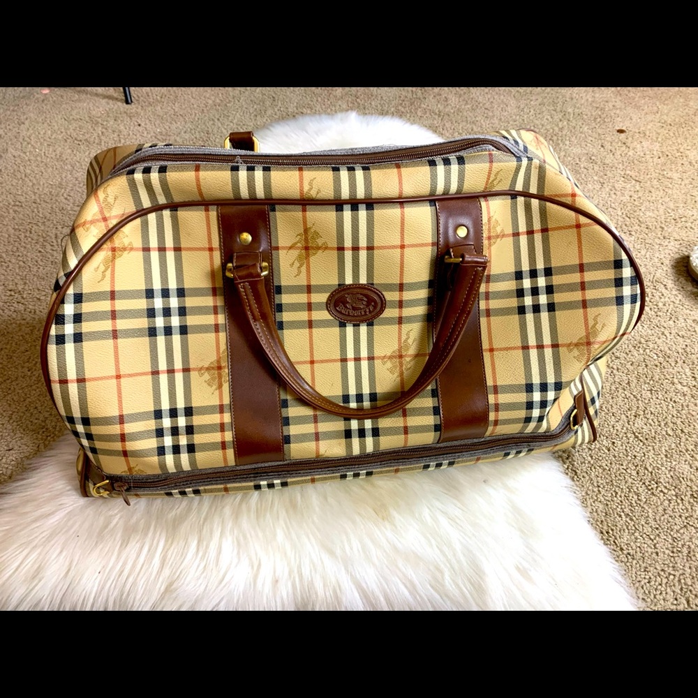VINTAGE BURBERRY'S LARGE NOVA CHECK DUFFEL/TRAVEL BAG